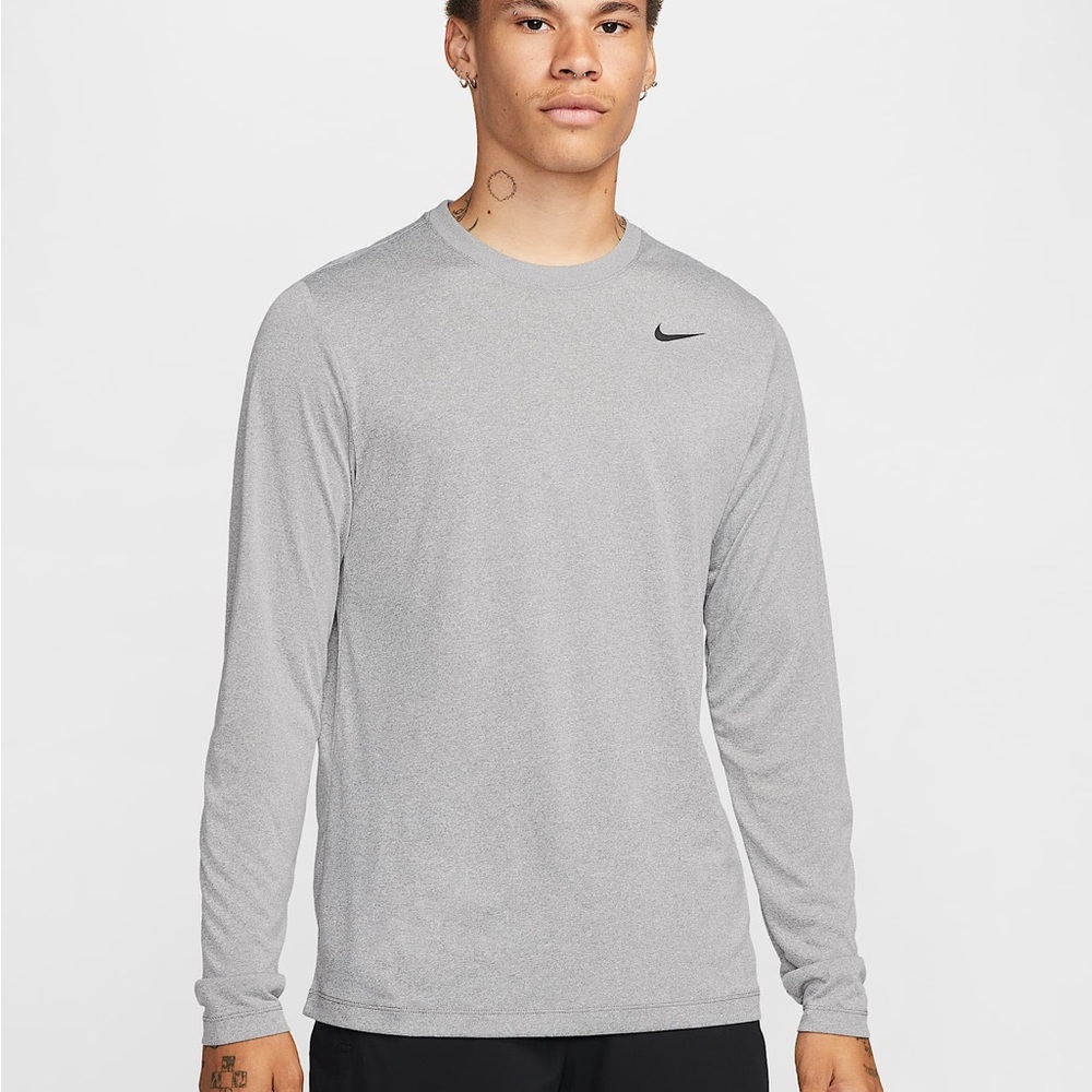 Nike Heather Gray Top and Black Shorts Ensemble